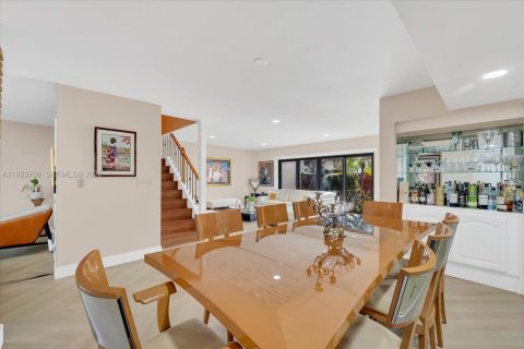 Adosado en venta en Hollywood, Florida, 3 dormitorios, 152.36 m2 № 1992328 - foto 7