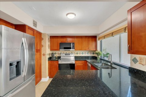 Adosado en venta en Hollywood, Florida, 3 dormitorios, 152.36 m2 № 1992328 - foto 6