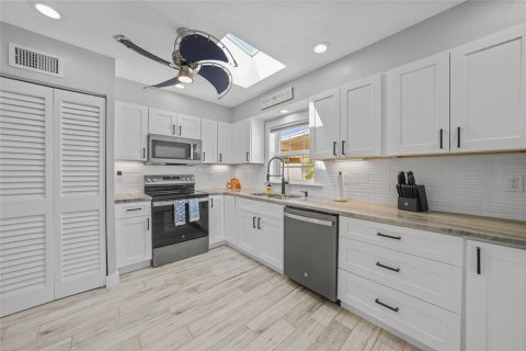 Casa en venta en Port Charlotte, Florida, 3 dormitorios, 137.96 m2 № 1899184 - foto 14