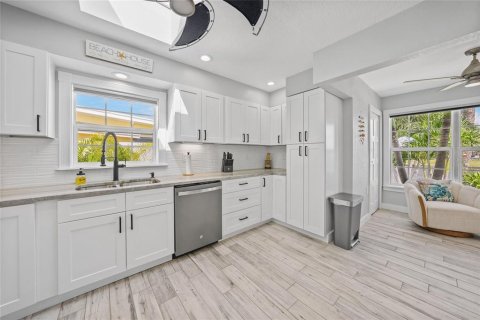 Casa en venta en Port Charlotte, Florida, 3 dormitorios, 137.96 m2 № 1899184 - foto 15