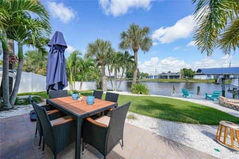 Casa en venta en Port Charlotte, Florida, 3 dormitorios, 137.96 m2 № 1899184 - foto 29