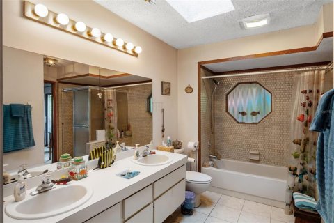 Casa en venta en Spring Hill, Florida, 3 dormitorios, 157.93 m2 № 2142768 - foto 12