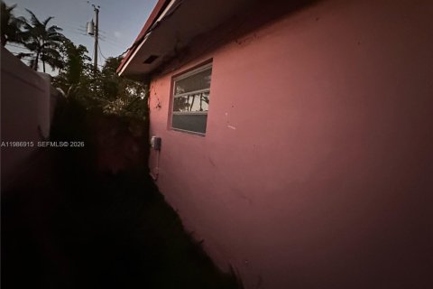 Купить виллу или дом в Дания-Бич, Флорида 3 спальни, 189.71м2, № 2048879 - фото 9