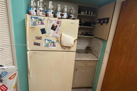 Купить виллу или дом в Дания-Бич, Флорида 3 спальни, 189.71м2, № 2048879 - фото 16