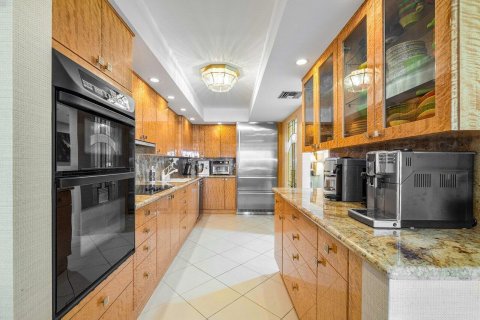 Купить кондоминиум в Саут-Палм-Бич, Флорида 5 комнат, 192.31м2, № 2082891 - фото 8