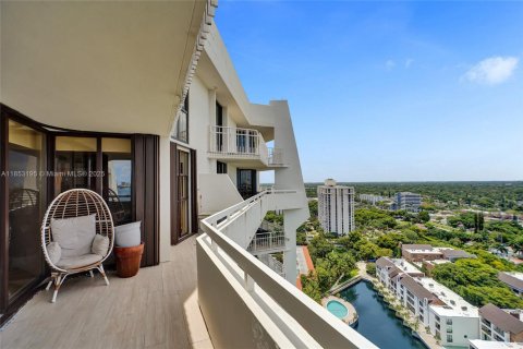 Condominio en venta en Miami, Florida, 2 dormitorios, 117.8 m2 № 1875648 - foto 27
