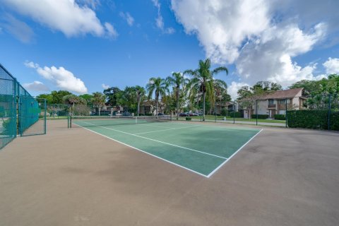 Condo in Plantation, Florida, 3 bedrooms № 2184520 - photo 21