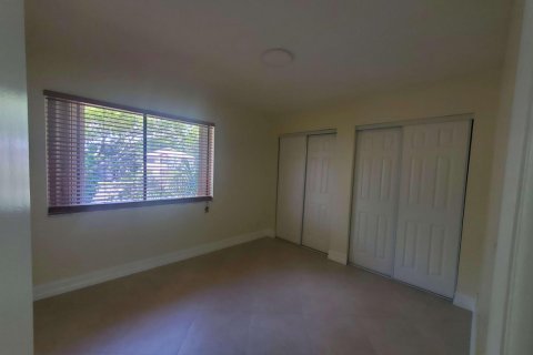 Condo in Plantation, Florida, 3 bedrooms № 2184520 - photo 10
