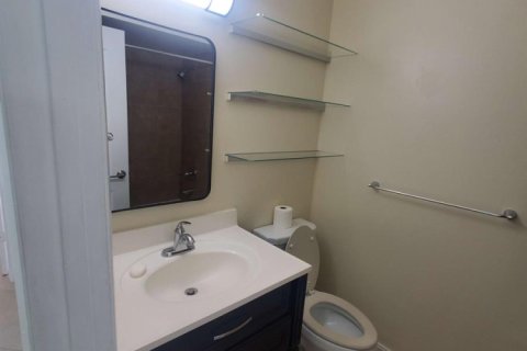 Condo in Plantation, Florida, 3 bedrooms № 2184520 - photo 12