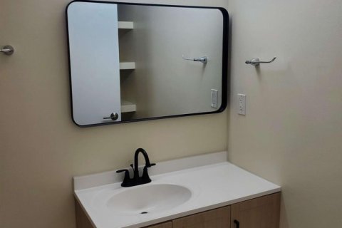 Condo in Plantation, Florida, 3 bedrooms № 2184520 - photo 17