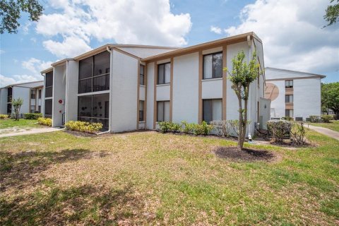 Condominio en venta en Orlando, Florida, 2 dormitorios, 103.21 m2 № 1774622 - foto 1