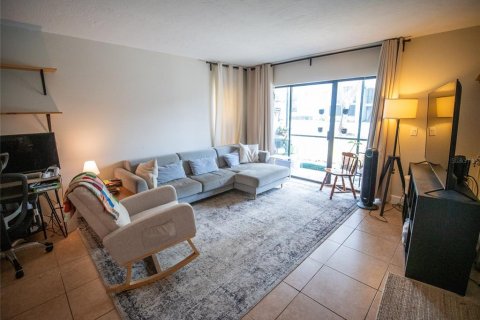 Condominio en venta en Orlando, Florida, 2 dormitorios, 103.21 m2 № 1774622 - foto 4