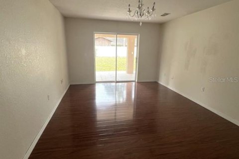 Villa ou maison à louer à Spring Hill, Floride: 3 chambres, 130.71 m2 № 2107508 - photo 11