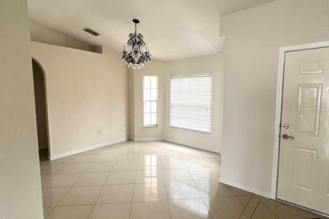 Villa ou maison à louer à Spring Hill, Floride: 3 chambres, 130.71 m2 № 2107508 - photo 5