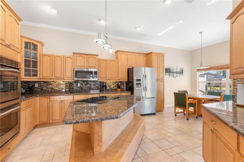 House in Palm Harbor, Florida 5 bedrooms, 304.72 sq.m. № 1403553 - photo 18