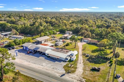 Immobilier commercial à Spring Hill, Floride 428.37 m2 № 2118702
