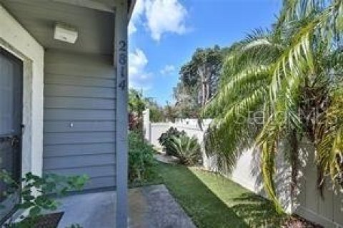 Condominio en alquiler en Bradenton, Florida, 2 dormitorios, 95.13 m2 № 213467 - foto 1