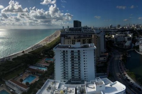 Copropriété à louer à Miami Beach, Floride: 1 chambre, 74.14 m2 № 1939816 - photo 12