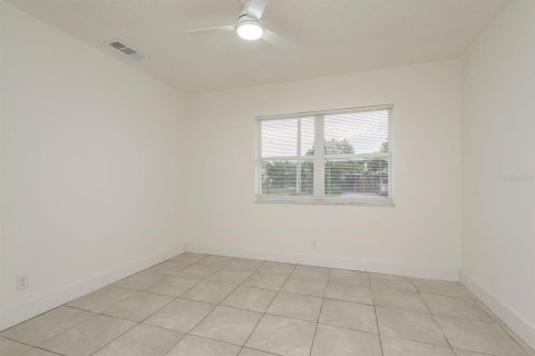 House in Holiday, Florida 3 bedrooms, 107.02 sq.m. № 1919573 - photo 8