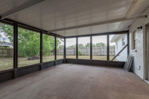 House in Holiday, Florida 3 bedrooms, 107.02 sq.m. № 1919573 - photo 17