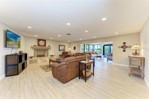 House in Punta Gorda, Florida 3 bedrooms, 201.6 sq.m. № 1615283 - photo 16