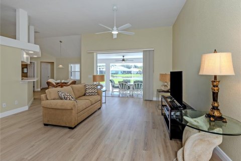 Casa en venta en Venice, Florida, 2 dormitorios, 171.87 m2 № 2157723 - foto 3