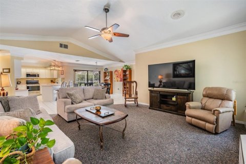 Casa en venta en Lakeland, Florida, 4 dormitorios, 249.16 m2 № 1792093 - foto 16