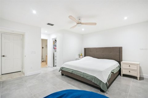 Villa ou maison à vendre à Orlando, Floride: 4 chambres, 186.64 m2 № 2316455 - photo 11