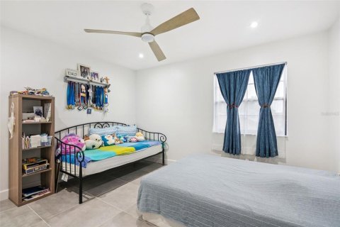 Villa ou maison à vendre à Orlando, Floride: 4 chambres, 186.64 m2 № 2316455 - photo 18