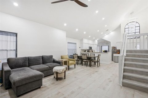 Villa ou maison à vendre à Orlando, Floride: 4 chambres, 186.64 m2 № 2316455 - photo 26