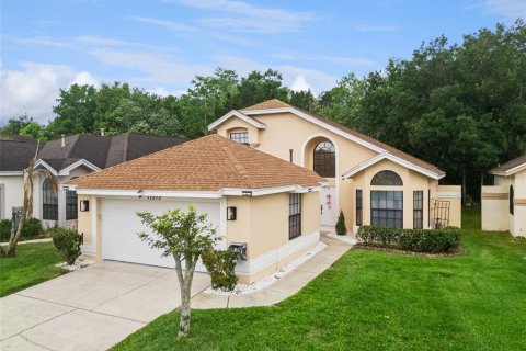 House in Orlando, Florida 4 bedrooms, 186.64 sq.m. № 2316455