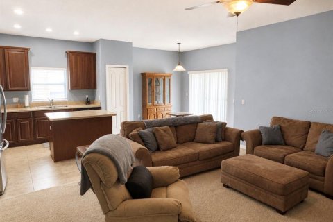 Casa en venta en Orlando, Florida, 3 dormitorios, 164.44 m2 № 2092983 - foto 3
