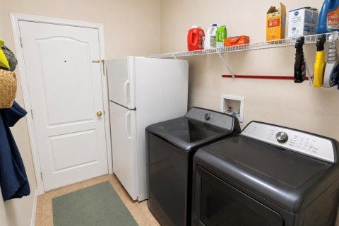 Casa en venta en Orlando, Florida, 3 dormitorios, 164.44 m2 № 2092983 - foto 16