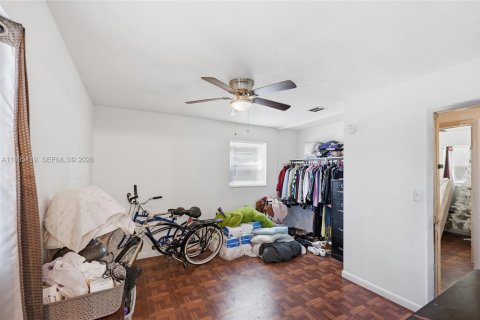 Casa en venta en Miami Gardens, Florida, 3 dormitorios, 124.49 m2 № 2062841 - foto 18