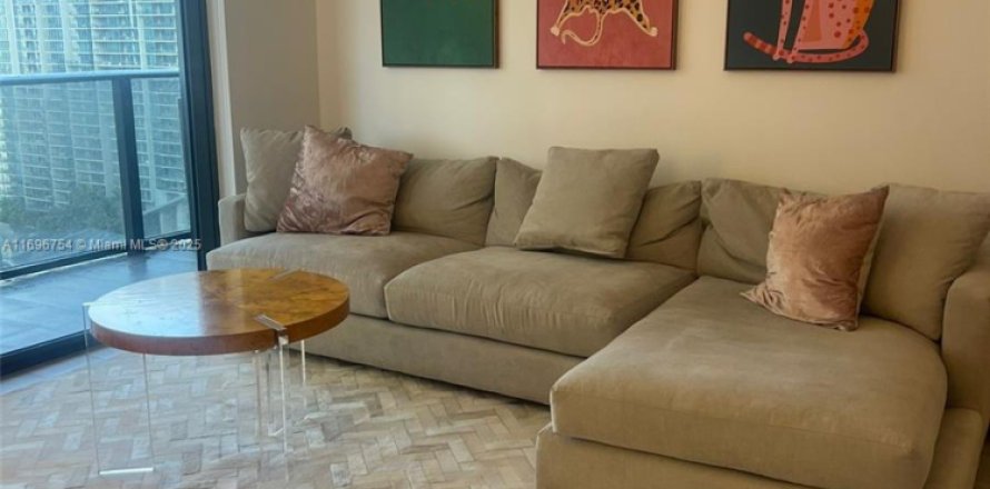 Condominio en Miami, Florida, 1 dormitorio № 1703219