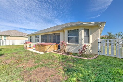 House in Parrish, Florida 3 bedrooms, 170.57 sq.m. № 1724453 - photo 8