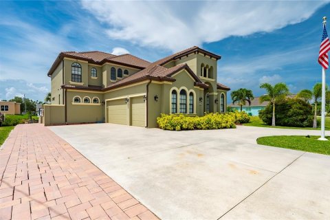 Casa en venta en Port Charlotte, Florida, 4 dormitorios, 337.7 m2 № 1821453 - foto 9