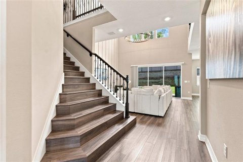 House in Winter Garden, Florida 5 bedrooms, 408.4 sq.m. № 2353198 - photo 29