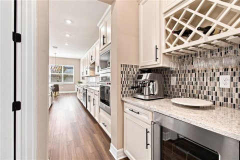 House in Winter Garden, Florida 5 bedrooms, 408.4 sq.m. № 2353198 - photo 14