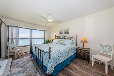 Villa ou maison à louer à Saint Petersburg, Floride: 2 chambres, 87.79 m2 № 2166524 - photo 13