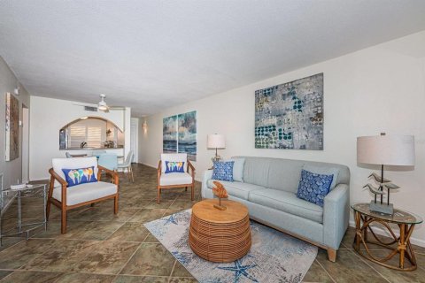 Villa ou maison à louer à Saint Petersburg, Floride: 2 chambres, 87.79 m2 № 2166524 - photo 5