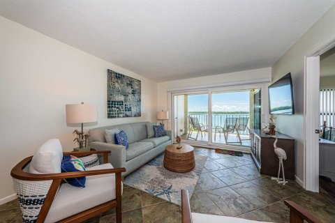 Villa ou maison à louer à Saint Petersburg, Floride: 2 chambres, 87.79 m2 № 2166524 - photo 4