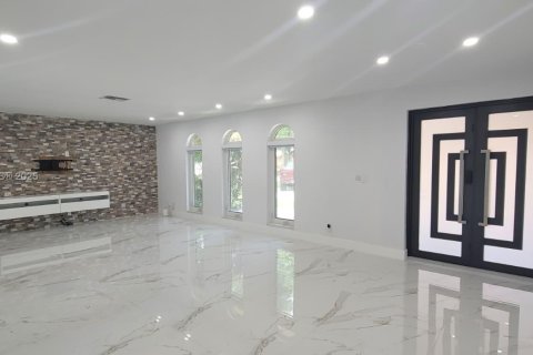 Casa en alquiler en Coral Springs, Florida, 3 dormitorios, 232.72 m2 № 1928739 - foto 23