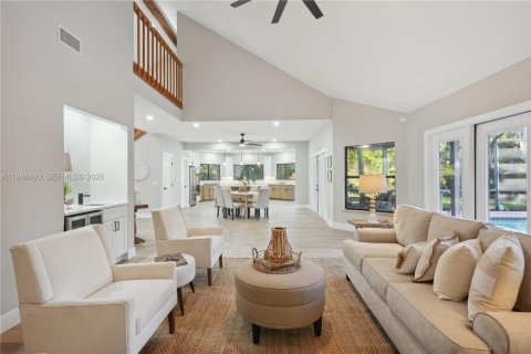 House in Vero Beach, Florida 3 bedrooms, 179.86 sq.m. № 2002785 - photo 28