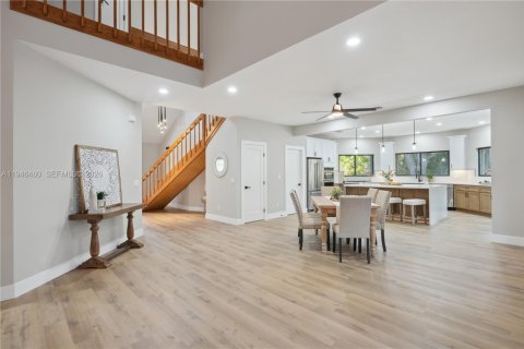 House in Vero Beach, Florida 3 bedrooms, 179.86 sq.m. № 2002785 - photo 29