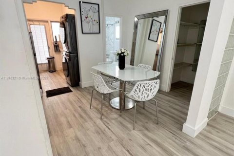 Copropriété à vendre à Miami Beach, Floride: 45.52 m2 № 1946484 - photo 5