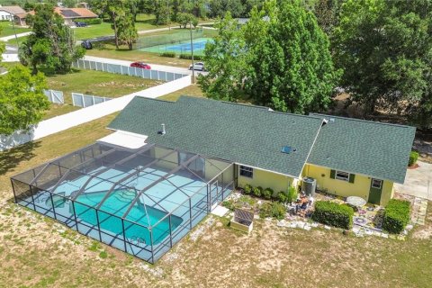 House in Lecanto, Florida 2 bedrooms, 149.29 sq.m. № 2196082 - photo 2