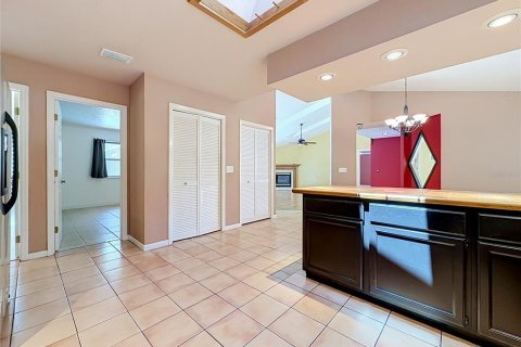 House in Lecanto, Florida 2 bedrooms, 149.29 sq.m. № 2196082 - photo 18