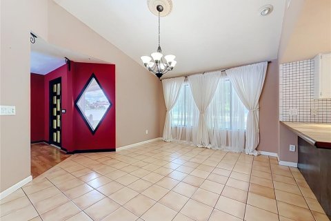 House in Lecanto, Florida 2 bedrooms, 149.29 sq.m. № 2196082 - photo 12