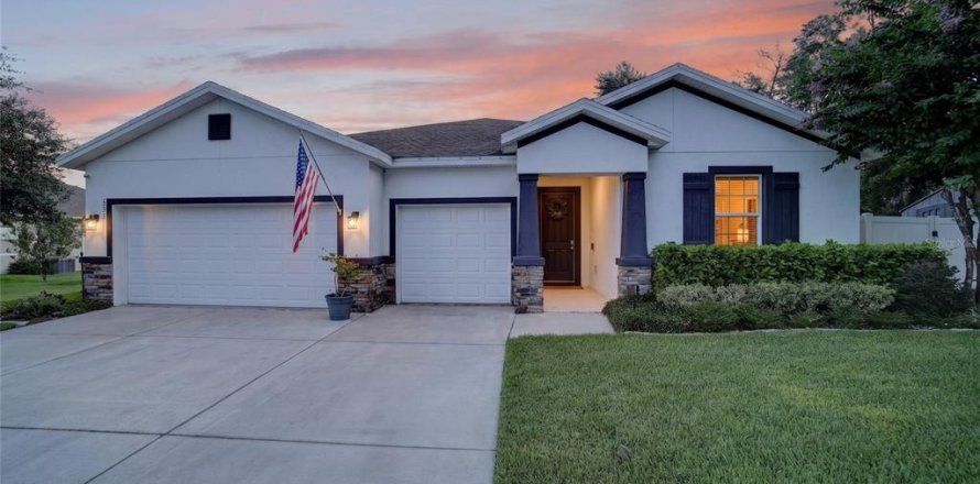 Casa en Ocala, Florida 4 dormitorios, 263.47 m2 № 2384430